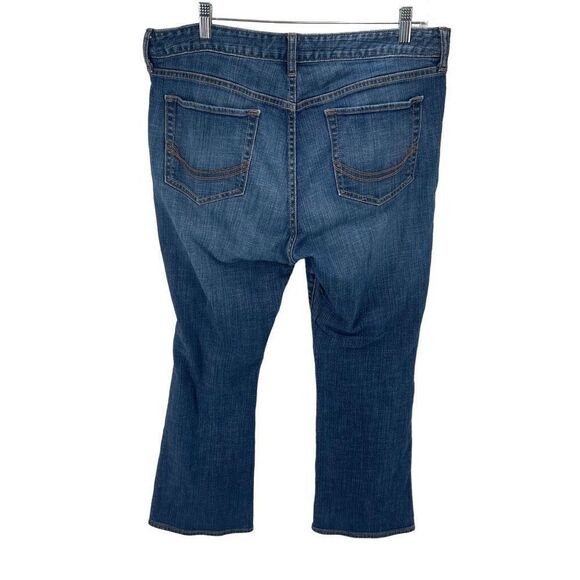 Old Navy Women's The Dreamer Jeans flare Denim Medium Wash Blue Size 14 - Picture 4 of 9